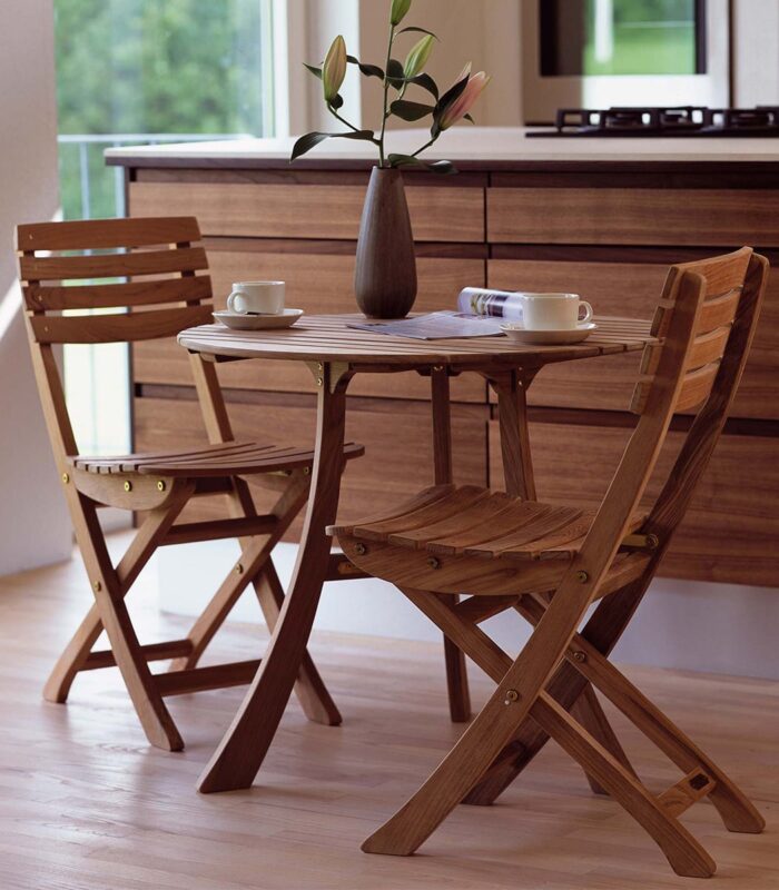 Classic wooden chair – Bild 4